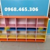 Tủ cặp mầm non, kệ gỗ đựng cặp balo mầm non