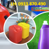Can 3.8 lít đựng hóa chất, can nhựa 3.6 lít đựng dầu máy, can 2 lít đựng nước lau sàn 