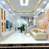 Nhà vừa ở vừa kinh doanh, dân đôn, xe hơi tránh nhau, cạnh Phú Mỹ Hưng, chưa tới 9 tỷ