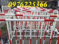 Hàng rào di động thép không gỉ khổ 1m x 2m