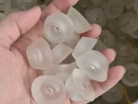 Nơi sản xuất Chân nhựa, đệm chân bàn ghế gỗ .