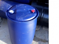 Làm bè bằng thùng phuy, thùng phuy nhựa, thung phuy nhựa 200 lít, thùng phi nhựa cũ giá rẻ, thiết kế