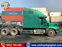 Xe đầu kéo Mỹ Freightliner 2003 cũ - Hàng đẹp sẵn có tại bãi