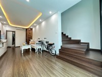 Penthouse nhà tập thể giữa chợ - 102m - Duplex 2 tầng- gần chợ,trường - 3 tỷ 6