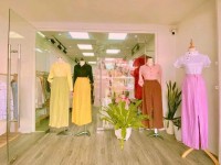 Vì gia đình chuyển vào Sg sống nên mình sang lại shop 76 Lê Đức Thọ