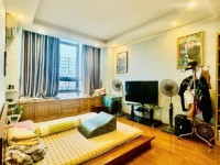 Bán căn hộ tòa VP5 Bán Đảo Linh Đàm, căn góc, nhà đẹp, view thoáng, 72.2m2, SDCC, 3.89 tỷ