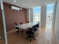 Cho thuê văn phòng tòa nhà đầy đủ tiện ích giá 5tr