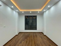 Bán nhà mới đẹp dt 52m2, 5 tầng, 8 phòng ngủ, Yên Lãng thông Thái Thịnh, Láng, 10m ra ô tô tránh,