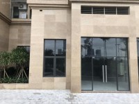 Bán gấp shophouse chân đế tòa D'Capitale Trần Duy Hưng, dòng tiền thu về 30 triệu/tháng.