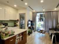 Bán Vinhomes Gardenia 2 ngủ, 2 WC tầng trung, full đồ, view thoáng, cho thuê 30 triệu/tháng