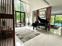 Bán biệt thự lô góc Hoa Sữa Vinhome Riverside Long Biên rộng 600m view sông có bể bơi