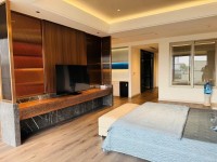 Bán nhanh BT bán đảo Llinh Đàm gần hồ gần công viên cây xanh 250m2 giá rẻ 52 tỷ