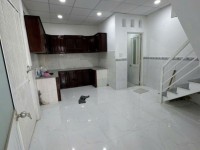 NHÀ ĐƯỜNG ĐIỆN BIÊN PHỦ , BÌNH THẠNH - 38M - 2 TẦNG - 2 PN - LÔ GỐC THOÁNG - XE HƠI TỚI NHÀ - THUẬN