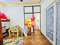 NGÕ 318 ĐÊ LA THÀNH LÔ GÓC - KINH DOANH NHỎ - NGÕ THÔNG DT 40m2 5T x MT 4.8m Giá 9.5 tỷ