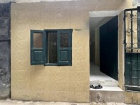Cho thuê nhà cấp 4 Tân Mai, 50m2, 2 ngủ, 1 vệ sinh, ở gđ, 6.5 Triệu (có thương lượng)