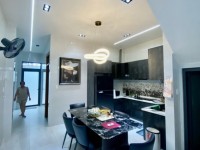 Bán nhà 80m², 5PN, 5WC, 4 tầng, Q.9, 7.4 tỷ, sổ hồng