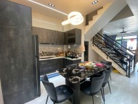 Bán nhà 80m², 5PN, 5WC, 4 tầng, Q.9, 7.4 tỷ, sổ hồng