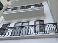 Duy nhất 1 căn 4,35 tỷ - 35m2 - 5T, ngõ nông sát phố Liên Mạc ỏ ngay.