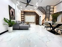 Duy nhất 1 căn 4,35 tỷ - 35m2 - 5T, ngõ nông sát phố Liên Mạc ỏ ngay.