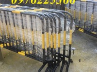 Rào chắn barie di động khổ 1m x 2m 