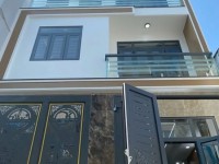 Bán nhà 6x10 - 3 tầng - hẻm oto - giá chỉ 5,x tỷ - ngay đường Tên Lửa nối dài - Bình Tân.