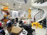 GIÁ MỀM NHẤT QUẬN PHÚ NHUẬN - Phan Đăng Lưu 7.85 tỷ -DTCN 39m DTXD 31m (6 x 7)-Kết cấu: trệt 3 lầu