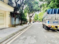 Hiếm có! Bán đất Ngô Gia Tự, Long Biên, 75m², đường 7m, Giá chỉ nhỉnh 11 tỷ