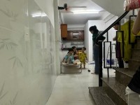 SÁT MẶT TIỀN  TÔN ĐẢN Q4
ĐÚC 5 TẤM CÓ 4 TỶ