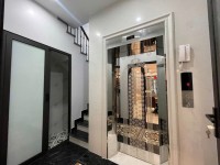 BÁN NHÀ TRUNG TÂM CẦU GIẤY – 60M2 X 5 TẦNG – GARA - GIÁ CHỈ 17 TỶ.
