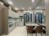 BÁN NHÀ TRUNG TÂM CẦU GIẤY – 60M2 X 5 TẦNG – GARA - GIÁ CHỈ 17 TỶ.