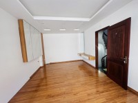 Bán nhà phố Tôn Đức Thắng, Đống Đa, cách 10m ra ô tô tránh, gần hồ, 35m, mt 6m, 8.95 tỷ