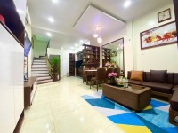 Bán nhà phố Nguyễn Viết Xuân, 20m ô tô tránh, nhà đẹp, full nt xịn, 37/40m, 5T, 9.6 tỷ