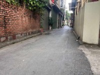 Bán nhà C4 ở Việt Hưng Long Biên cách 1 nhà ra mặt đường oto tránh diện tích 35m, 4 tỷ 9