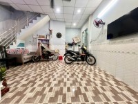 SÁT MẶT TIỀN NGANG 9.5 M
CÓ 79 TRIỆU M2 
SỔ HỒNG Q4