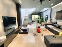 Nhà lầu ven Sông HXH TL37 siêu đẹp 5x23m, 2 tầng, sân ôtô, tặng full nội thất xịn, hơn 7Tỷ