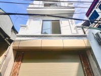 SCCC- BÁN NHÀ phố Lĩnh Nam 557m 5 Tầng Ô TÔ ĐỖ CỬA VÀO NHÀ - KINH DOANH - THANG MÁY chỉ hơn 11 tỷ