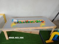 Bàn chơi lắp ghép lego trẻ em, tường gắn lego trẻ em