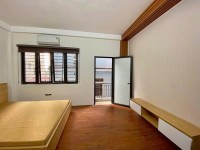 Cho thuê nhà nguyên căn Nguyễn Trãi 3.5 tầng x 40m2, 3 ngủ, 3 WC, 12 Triệu