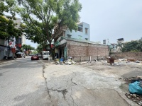 MẶT PHỐ NGUYỄN VĂN HƯỞNG 32 tỷ 100m MẶT TIỀN 8m KINH DOANH CHO THUÊ ĐỈNH,LONG BIÊN