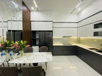 Bán nhà Bằng Liệt - Linh Đàm, 56m2 x 4 tầng, đẹp, gần đường, giá 7.9 tỷ, ngõ to, rộng