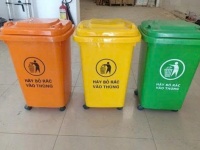 CÔNG TY NHỰA HÀ NỘI CHUYÊN BÁN BUÔN BÁN LẺ THÙNG RÁC 60L. MUA HÀNG LIÊN HỆ: 0964018718