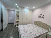 Cho thuê căn hộ cao cấp 130m2-3pn Tân Hoàng Minh 36 Hoàng Cầu