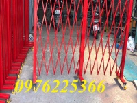 Hàng rào xếp sắt kéo tay | hàng rào xếp di động 