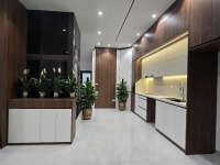 Bán Nhà Văn Chương2. 25m2. 5 tầng. mặt tiền 4.5m. giá 7.79 tỷ Đống Đa Hà Nội