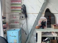 Do không ở Vn nữa nên em sang nhượng tiệm nail, mi, gội 3xtr gần nhà hàng,lượng khách nail, mi, gội