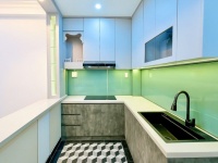 5 Tỷ nhỉnh- Hoàng Diệu Quận 4- nhà mới 100% ngang hơn 4m- 3 tầng 3 phòng đủ nội thất. VŨ 0933910039
