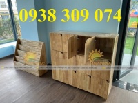 Tủ kệ đựng cặp cho bé mầm non, tủ kệ gỗ cặp dép mầm non