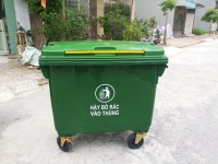CÔNG TY NHỰA HÀ NỘI CHUYÊN BÁN BUÔN, BÁN LẺ THÙNG RÁC 1100L. MUA HÀNG LIÊN HỆ: 0964018718