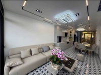 BÁN NHÀ- 45M,7 TẦNG TRUNG TÂM NGỌC LÂM NGUYỄN VĂN CỪ, ĐI BỘ RA CHỢ -20M RA PHỐ, THANG MÁY - GIÁ 8 TỶ