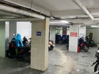 Em có căn chung cư 37m, 2 ngủ, 1 bếp, vệ sinh,  thang máy vù vù! Ban công thoáng! Full đồ!